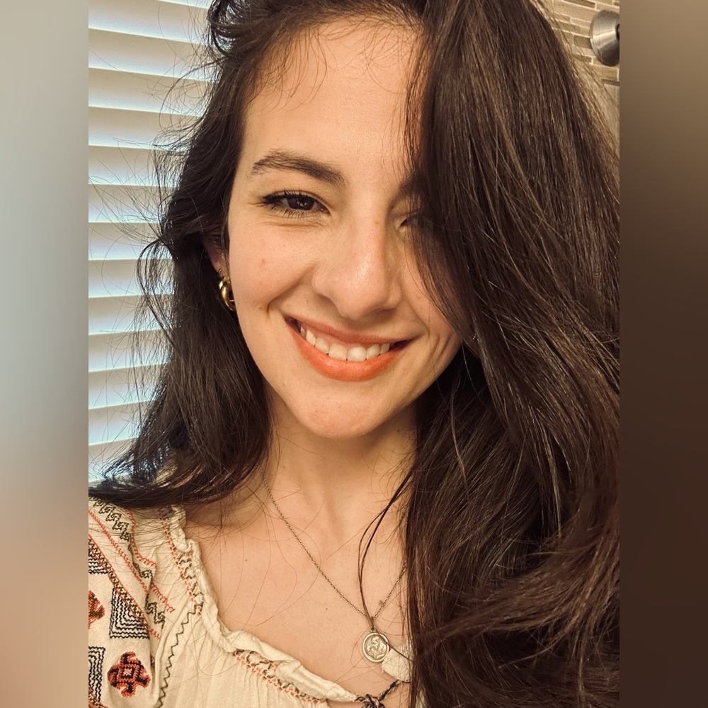 Meet your Posher, Gonzalez